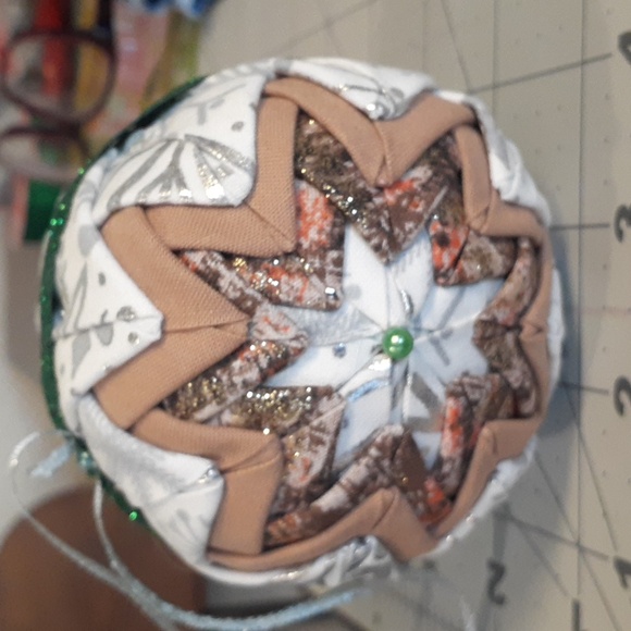 #16 Quilted Christmas Ornament. White, Tan, and Green. Approximately 3.5". - Picture 3 of 3